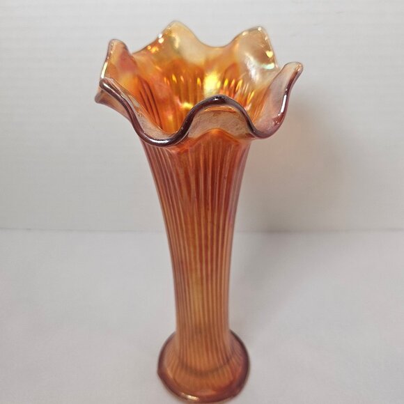 Fenton Fine Ribbed Marigold Carnival Glass Swung Vase 9 Inches Tall - Picture 1 of 9